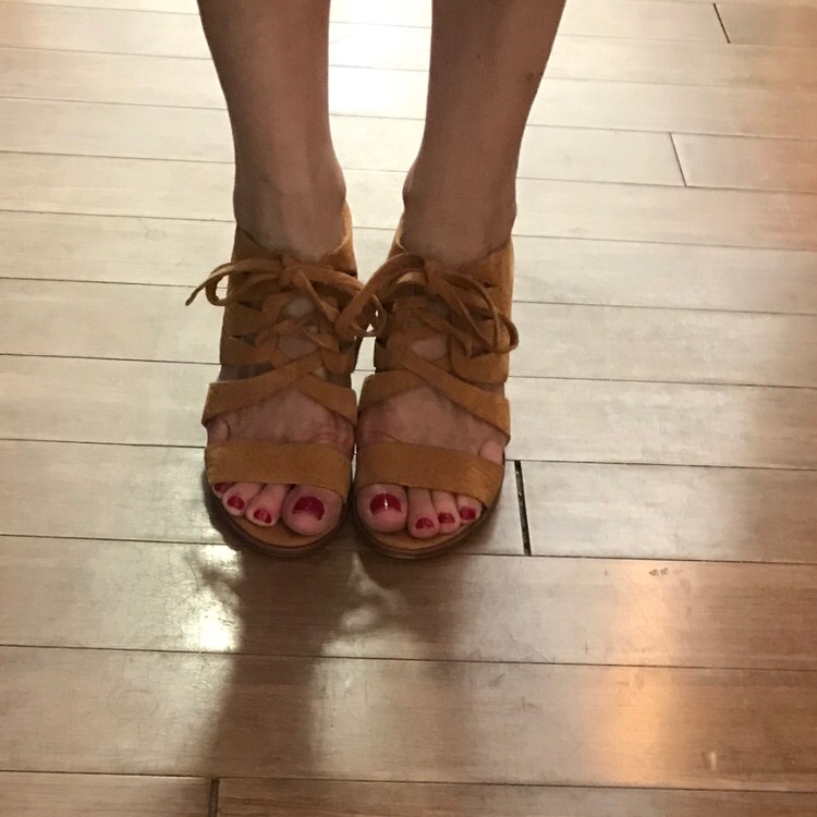 Frye Sofia Tie Shoe